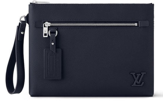 Takeoff Pouch